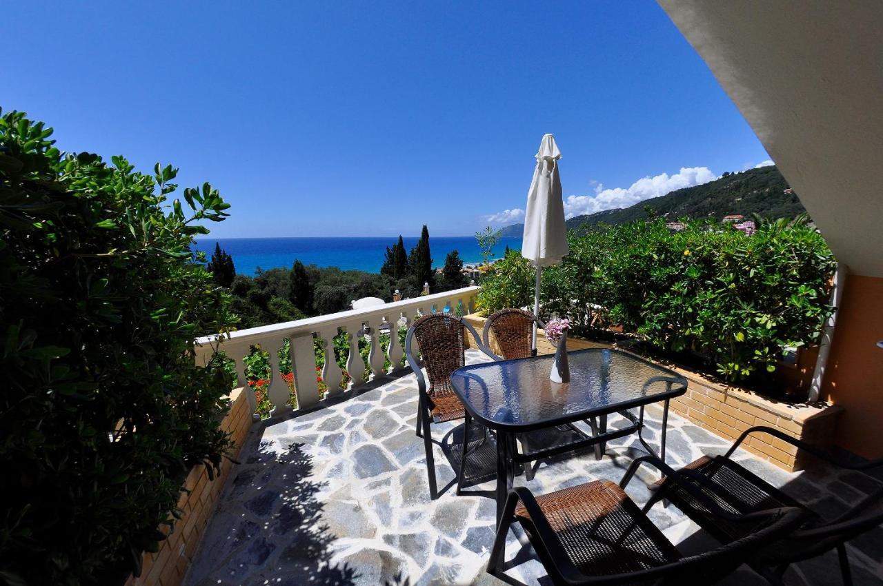 Dina'S Paradise Agios Gordios  Exterior foto